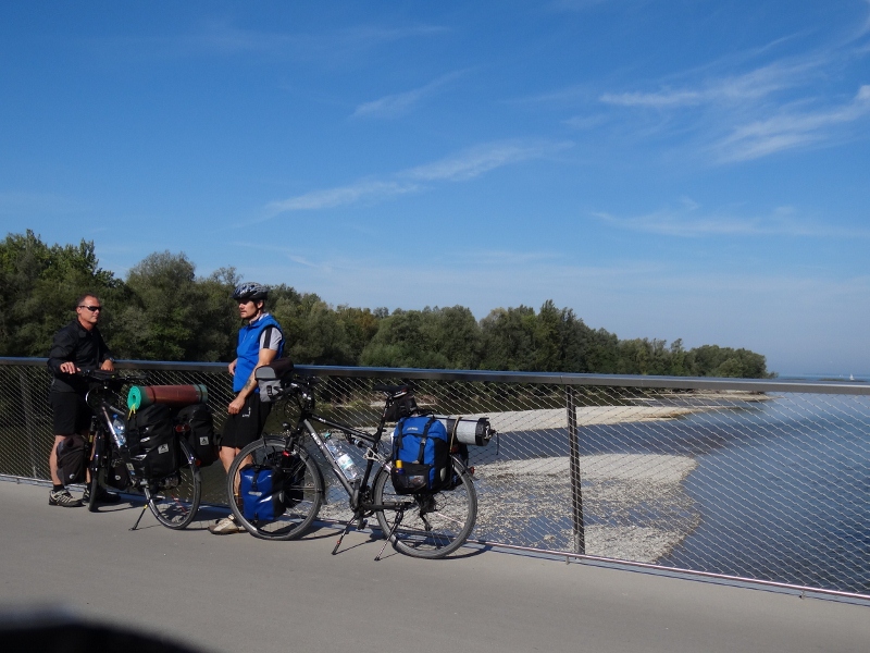 Auf der Brcke ber die Bregenzer Ach